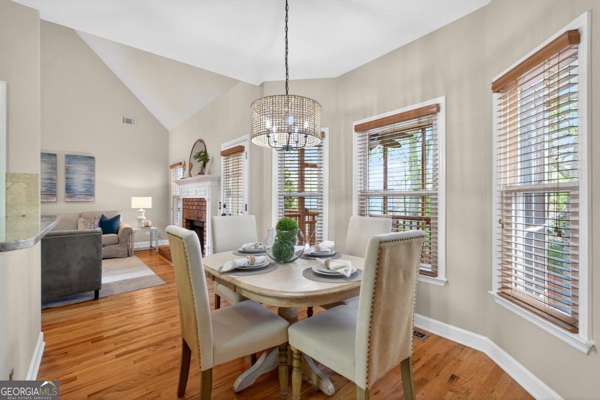 5740 Bryson Lane Alpharetta - Photo 14
