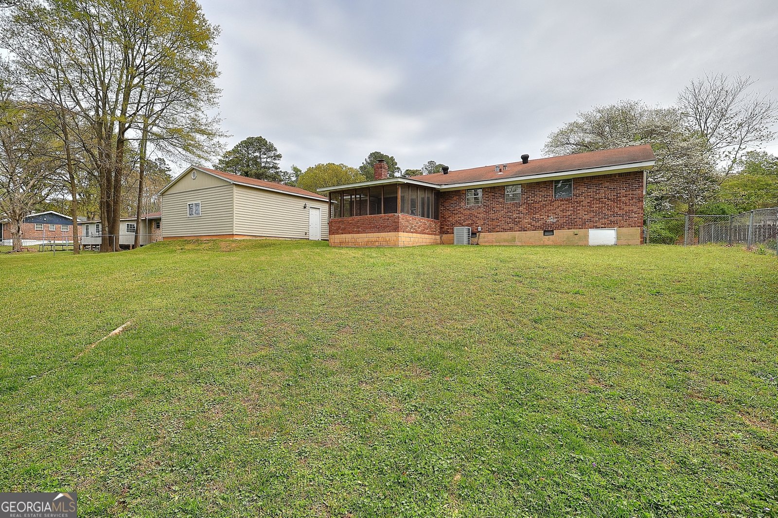 2261 Clairmont Circle Snellville - Photo 28