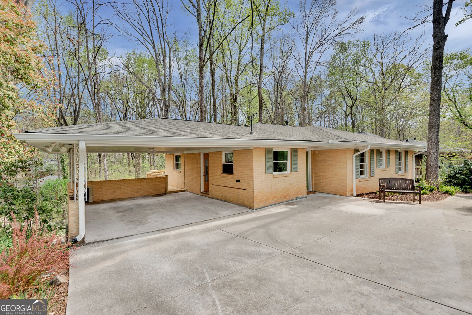 2774 Overlook Drive Atlanta - Photo 1