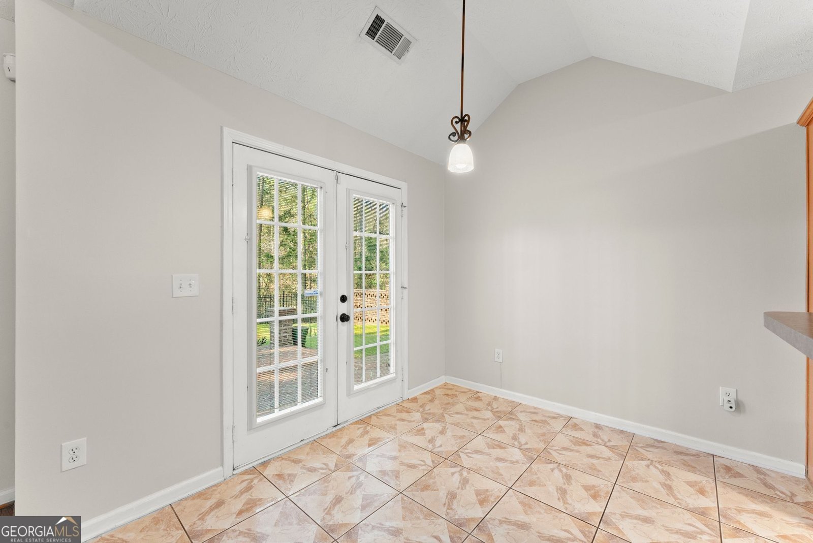 543 Windsong Lake Drive Commerce - Photo 12