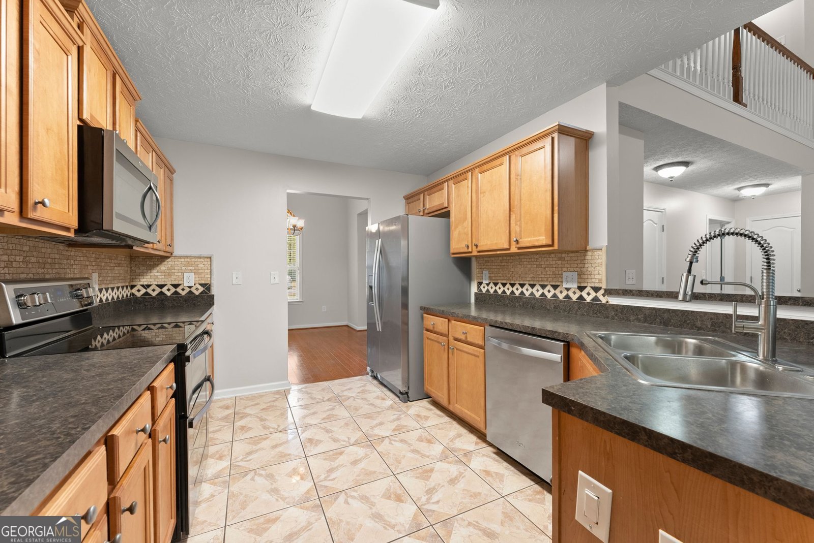 543 Windsong Lake Drive Commerce - Photo 7