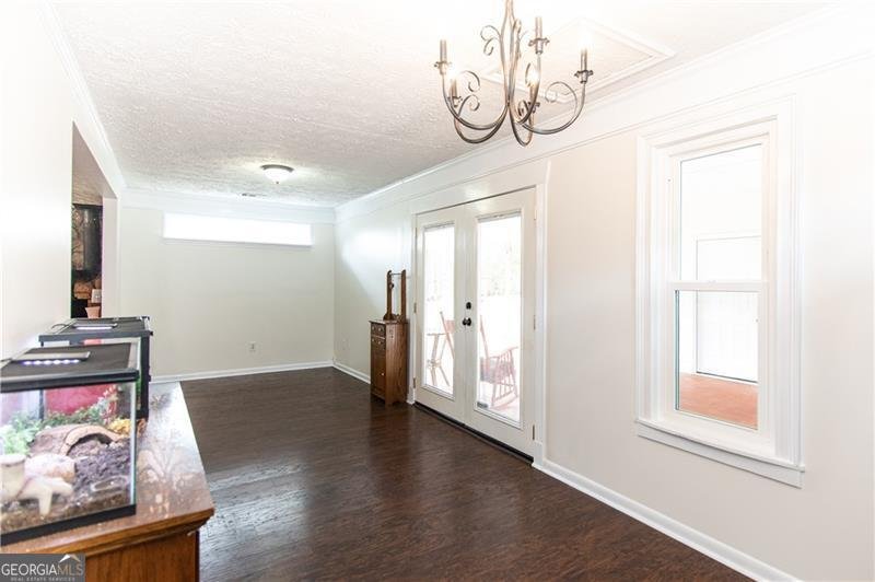 111 Little Brook Drive Woodstock - Photo 11