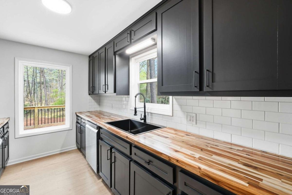 324 Hill Crest Circle Woodstock - Photo 28