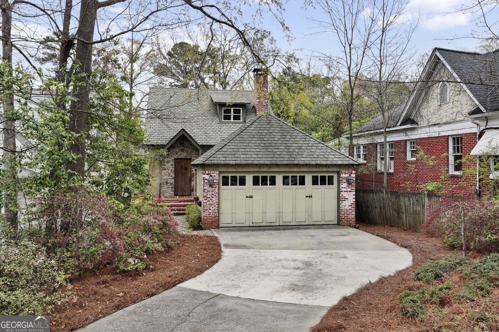 10 East Drive Atlanta - Photo 1