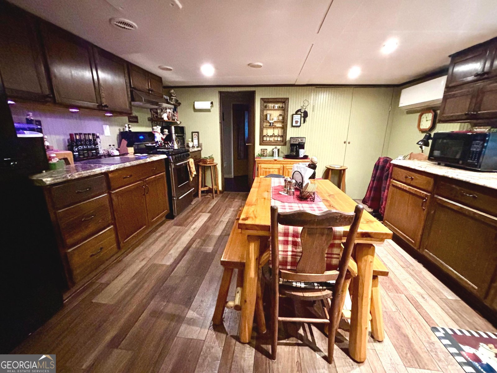 1215 Mountain Shadows Drive Cleveland - Photo 15