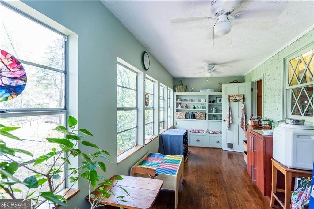 2045 Mercer Avenue College Park - Photo 17