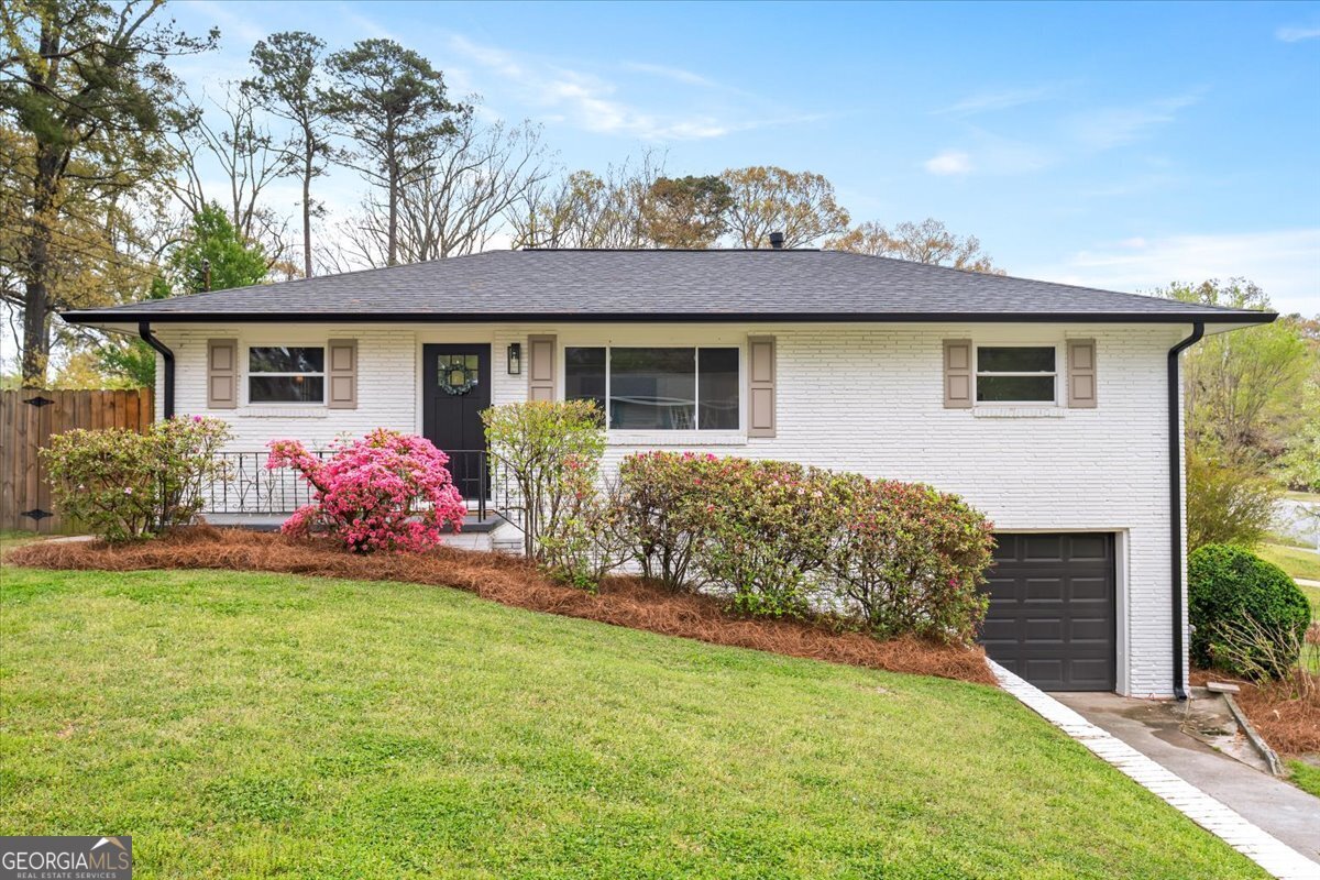 2317 Elmwood Circle Atlanta - Photo 1