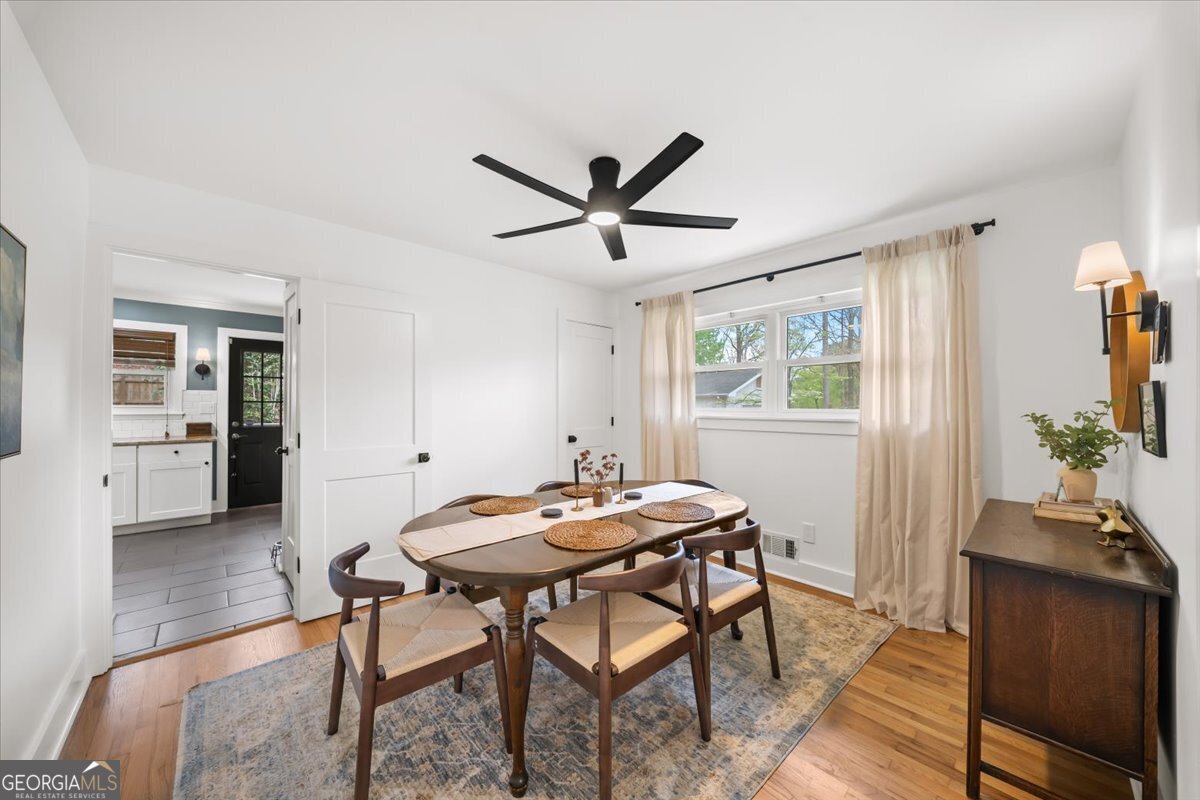 2317 Elmwood Circle Atlanta - Photo 11