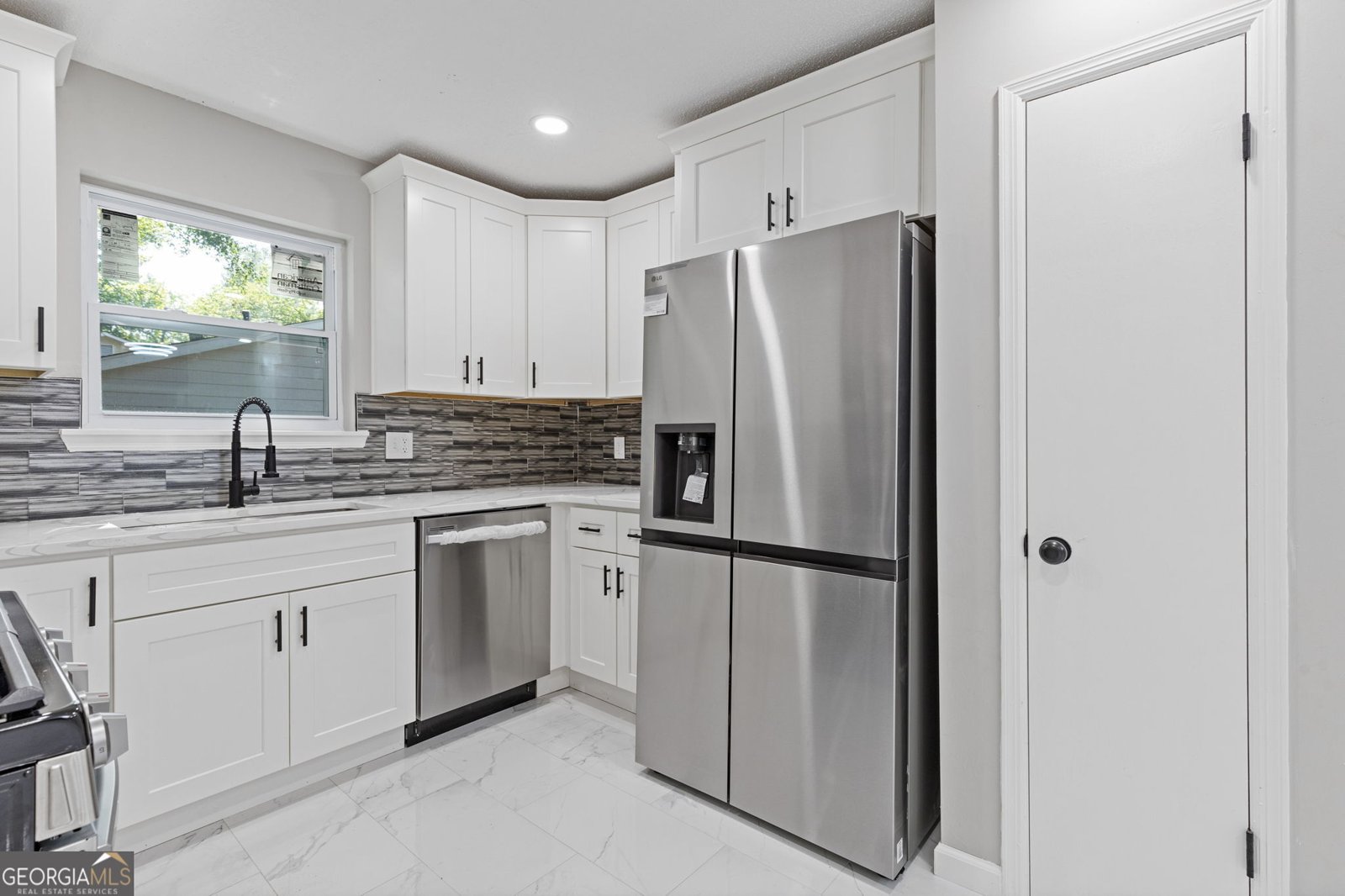 849 Cadet Court Lilburn - Photo 11