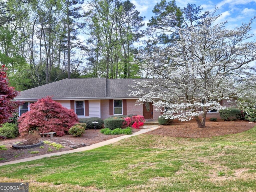 494 Embry Lane Marietta - Photo 1
