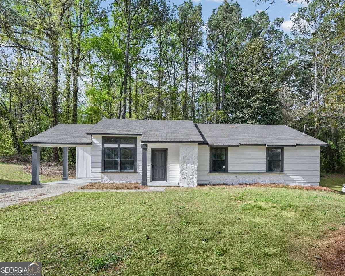 7823 Chase Woods Drive Jonesboro - Photo 1