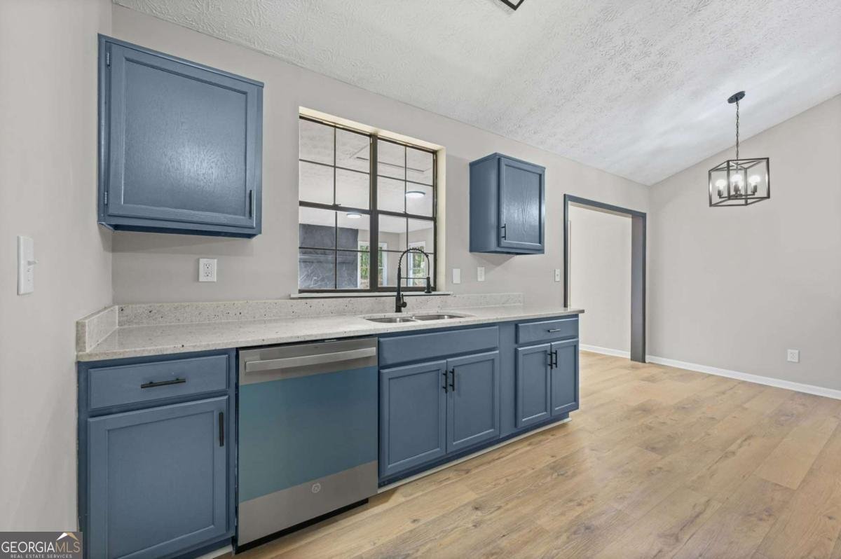 7823 Chase Woods Drive Jonesboro - Photo 12