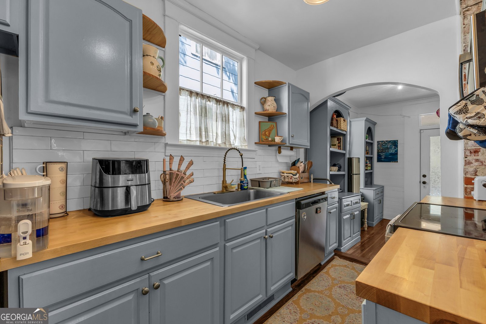 712 37th Street Savannah - Photo 13