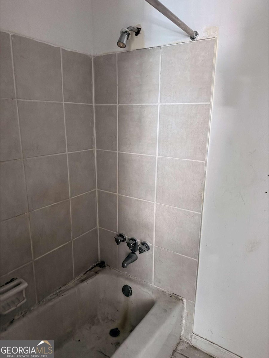 4701 Flat Shoals Road Union City - Photo 10