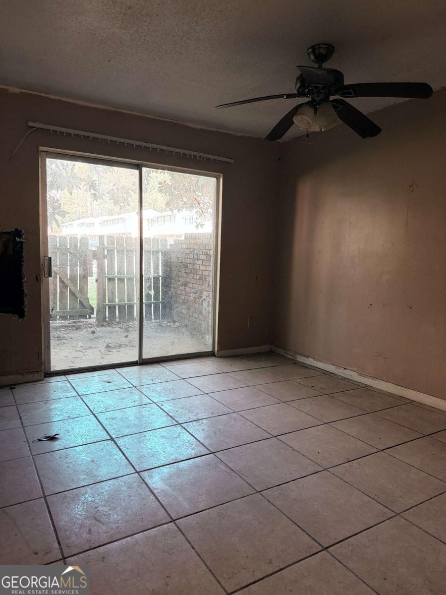 4701 Flat Shoals Road Union City - Photo 12