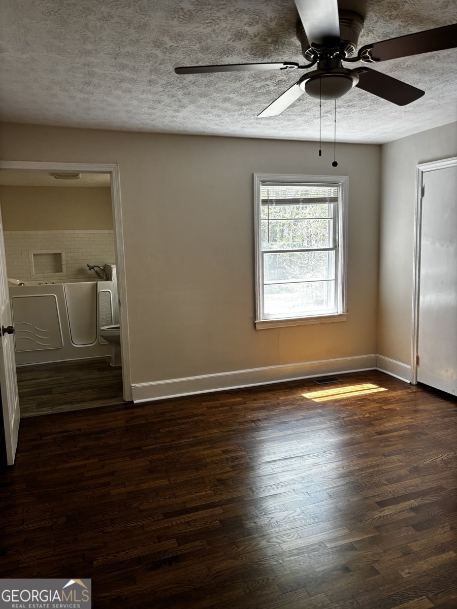 1365 Stewart Street Carrollton - Photo 11