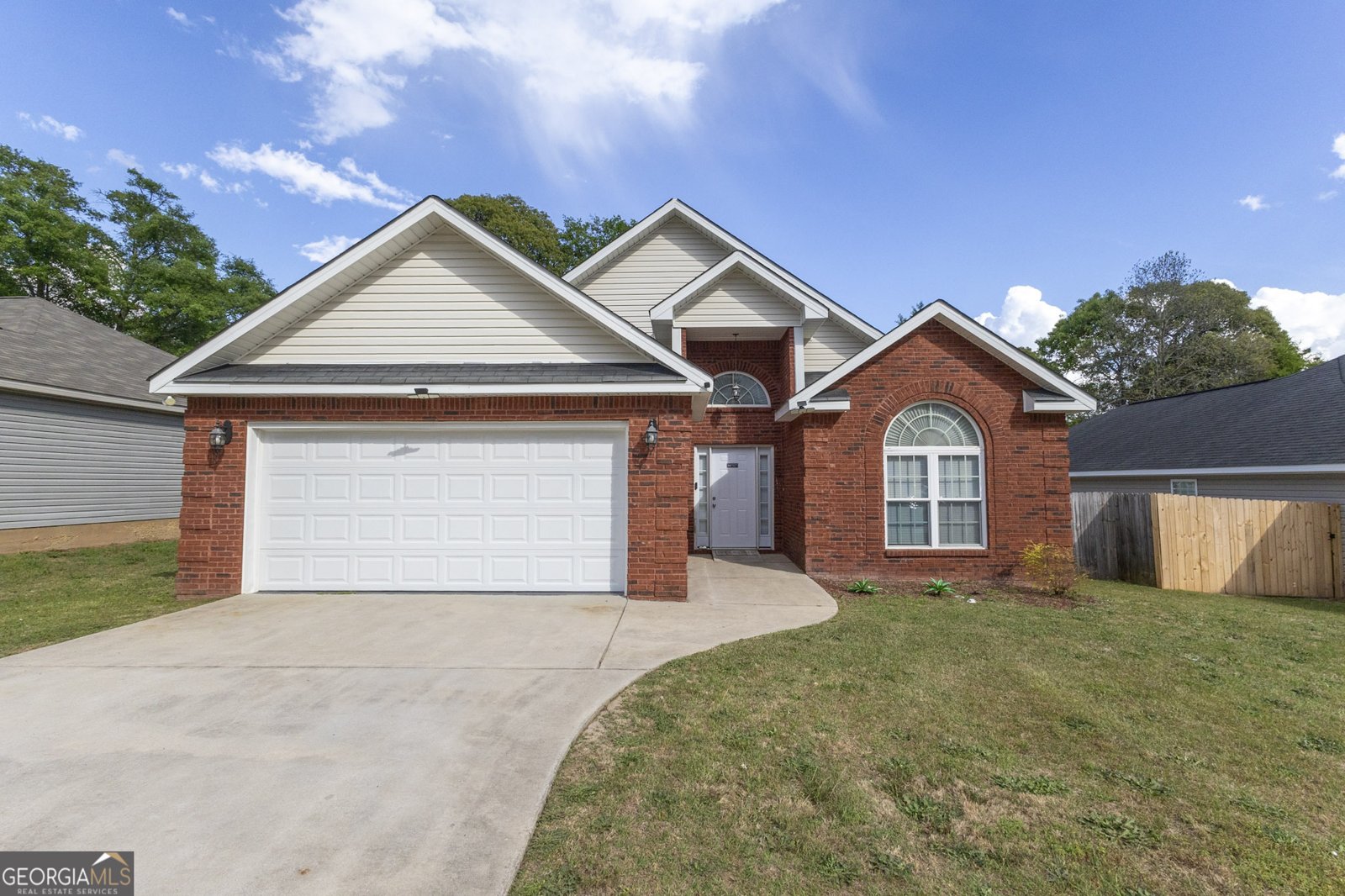 304 Laurel Woods Drive Warner Robins - Photo 1