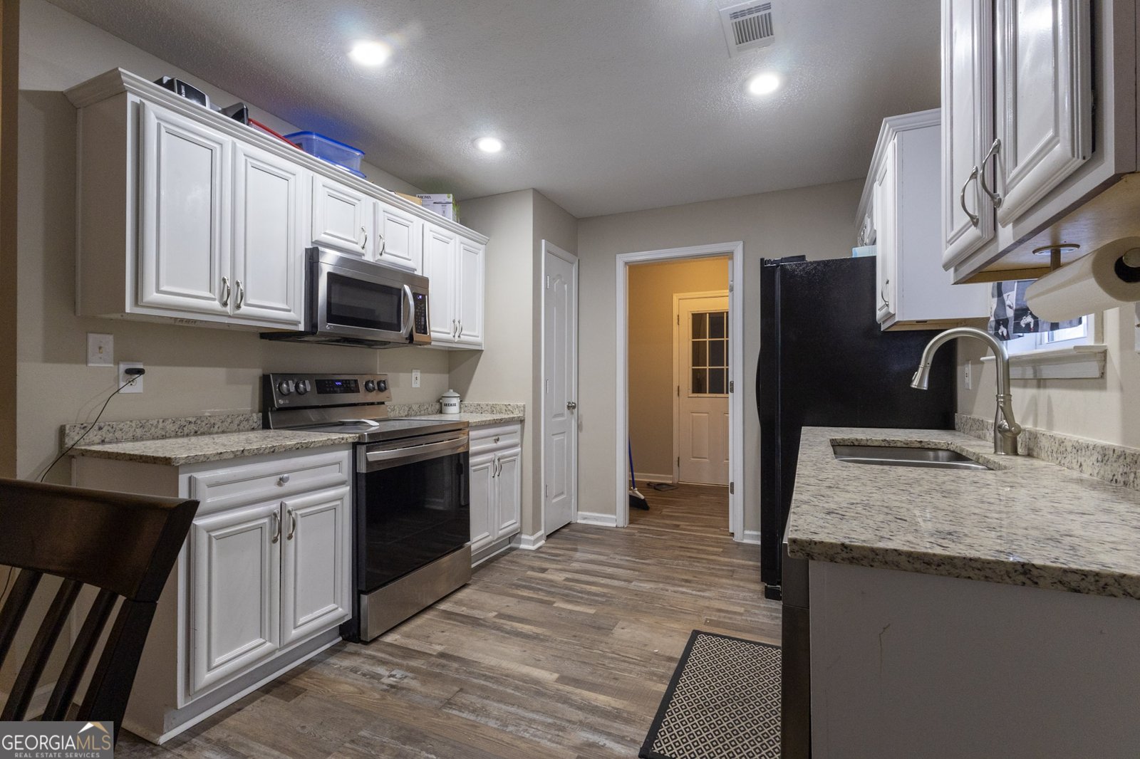 304 Laurel Woods Drive Warner Robins - Photo 10