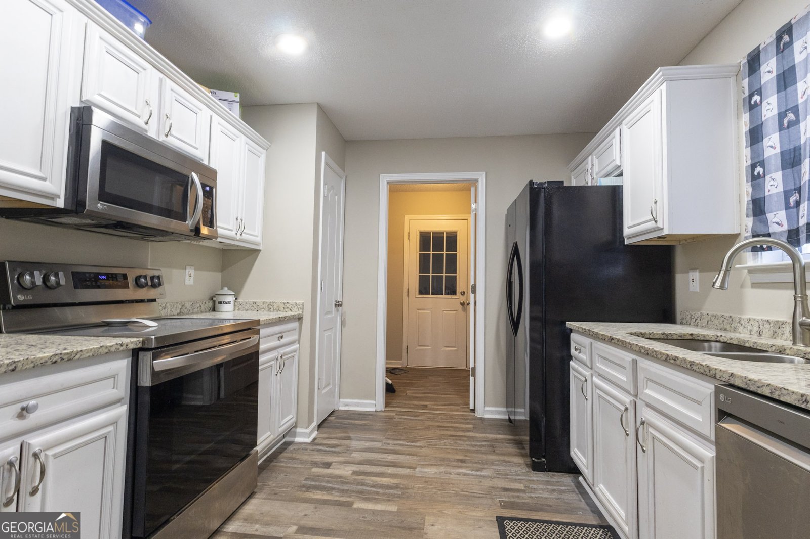 304 Laurel Woods Drive Warner Robins - Photo 11