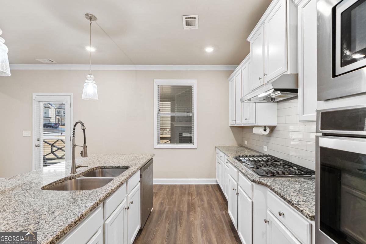 3781 Franks Way Loganville - Photo 8