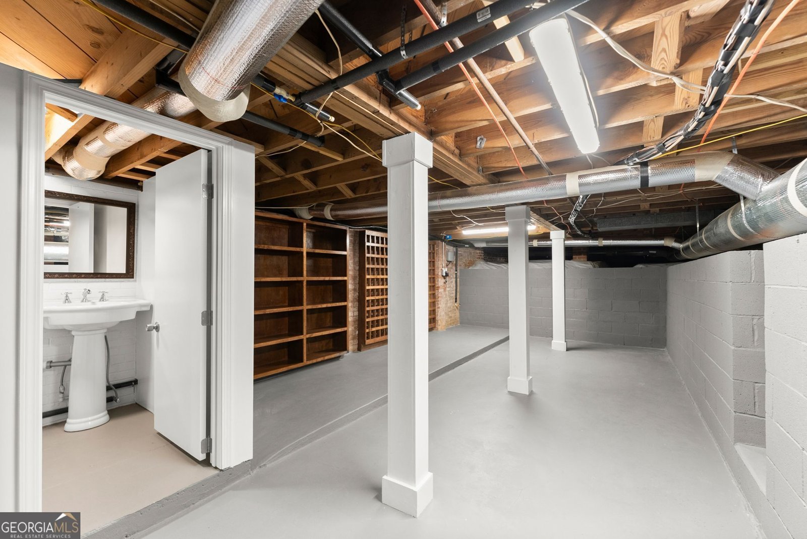 669 Dixon Drive Gainesville - Photo 34