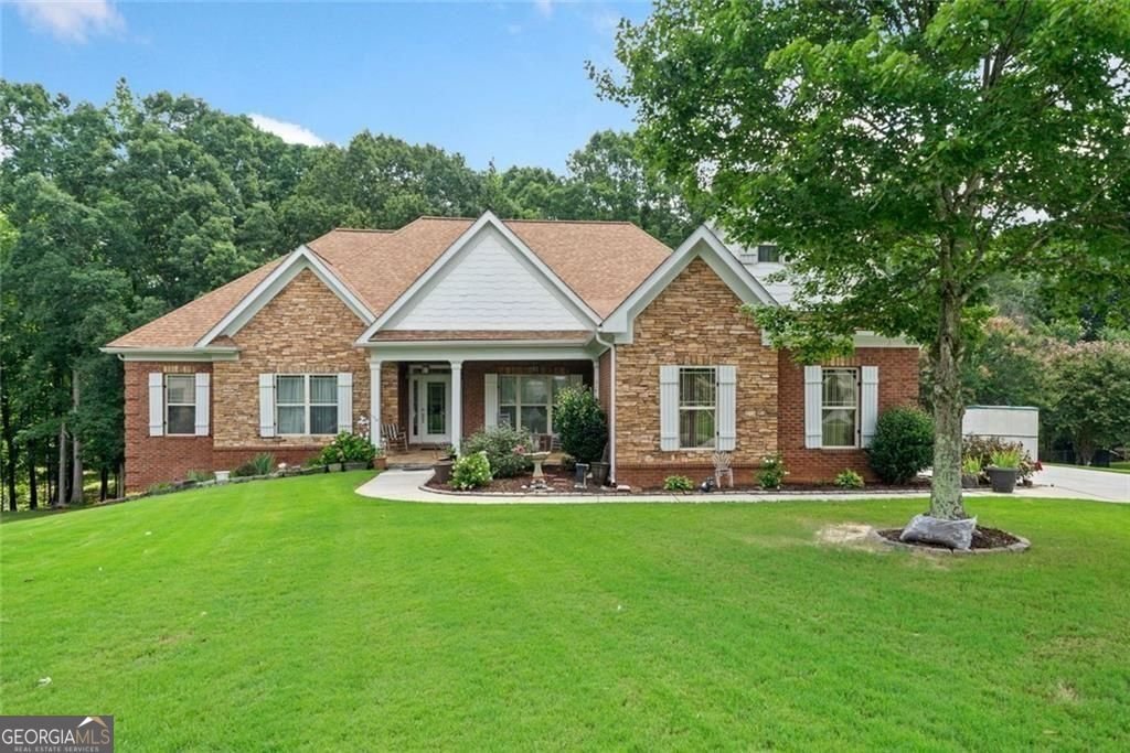 2200 Spruce Lake Drive Dacula - Photo 1