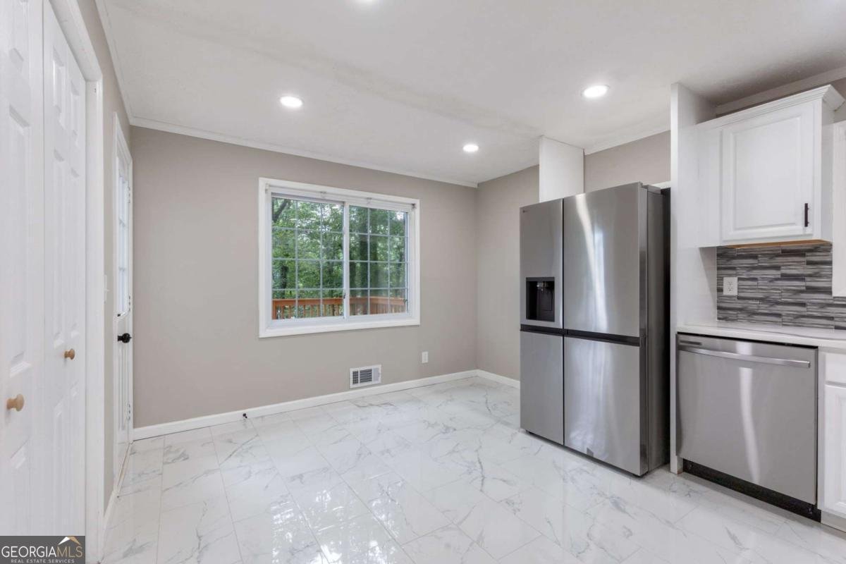 1001 Gunners Walk Tucker - Photo 10