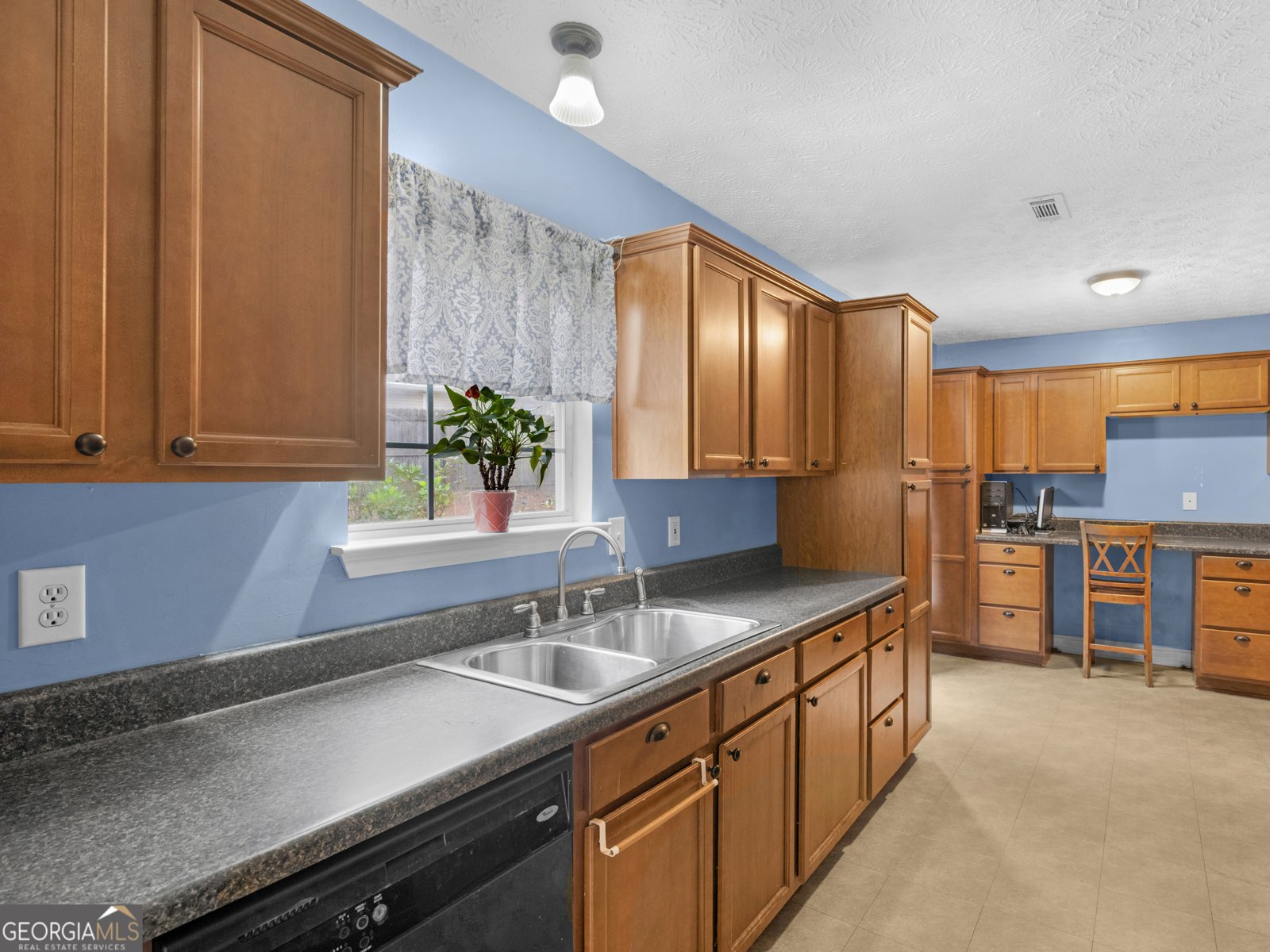 141 Royal Way McDonough - Photo 10