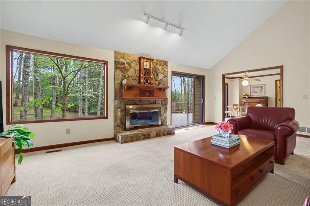 2252 Chimney Springs Drive Marietta - Photo 10