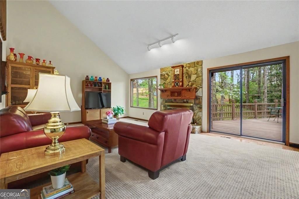 2252 Chimney Springs Drive Marietta - Photo 8