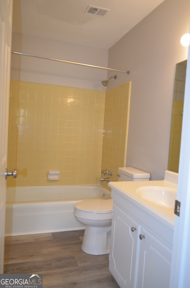 726 Willow Creek Drive Macon - Photo 10