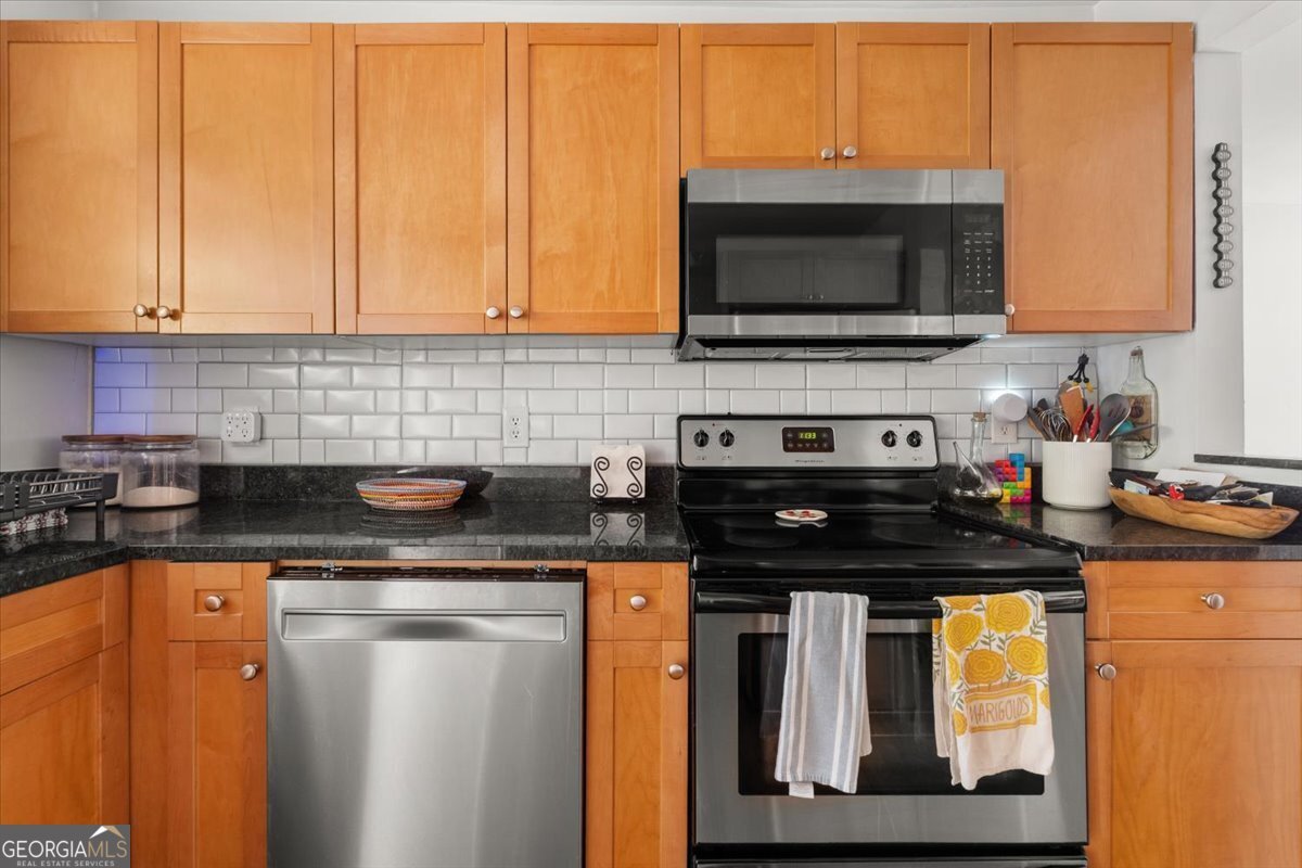 2023 Oakview Road Atlanta - Photo 7