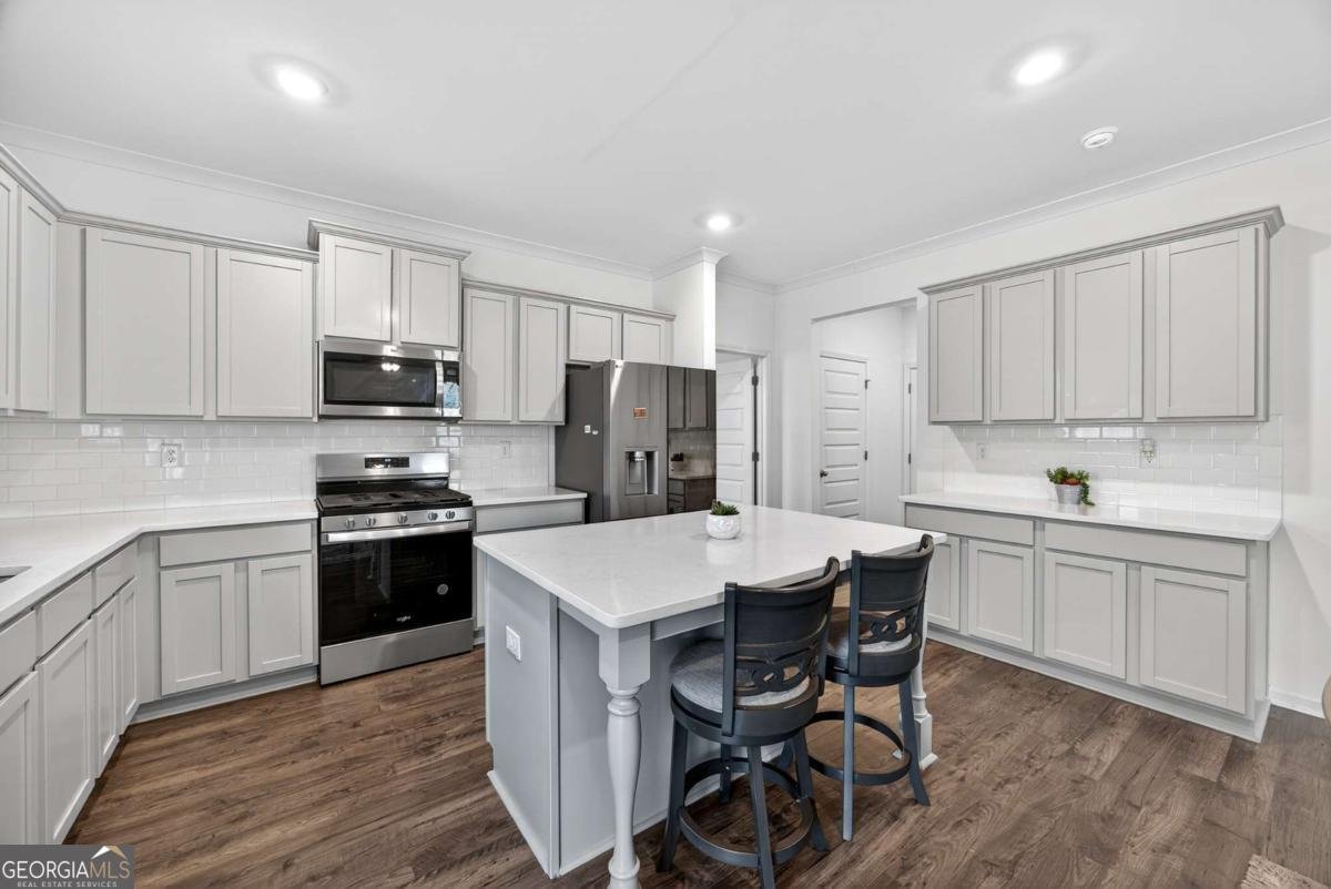 379 Blue Juniper Circle Loganville - Photo 6