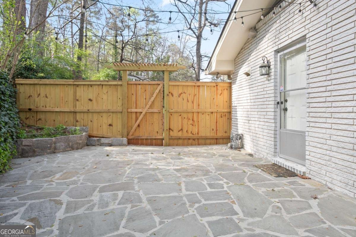 2166 Capehart Place Atlanta - Photo 33