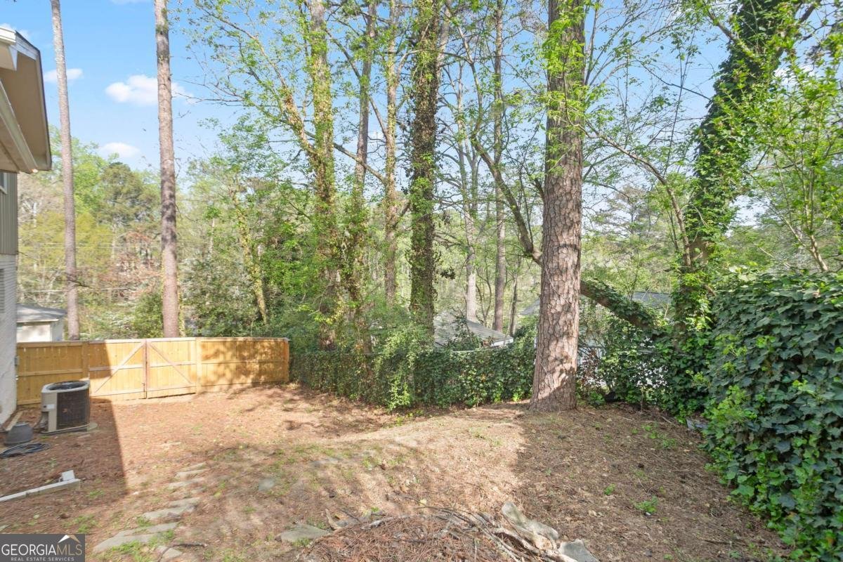 2166 Capehart Place Atlanta - Photo 36