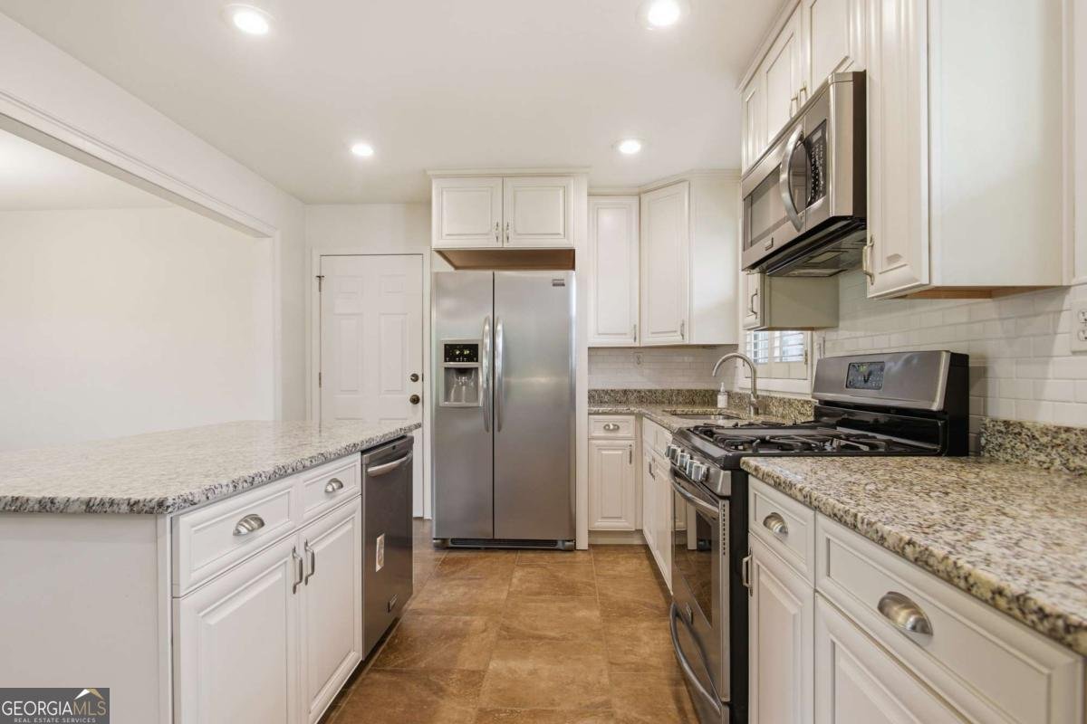 2166 Capehart Place Atlanta - Photo 6