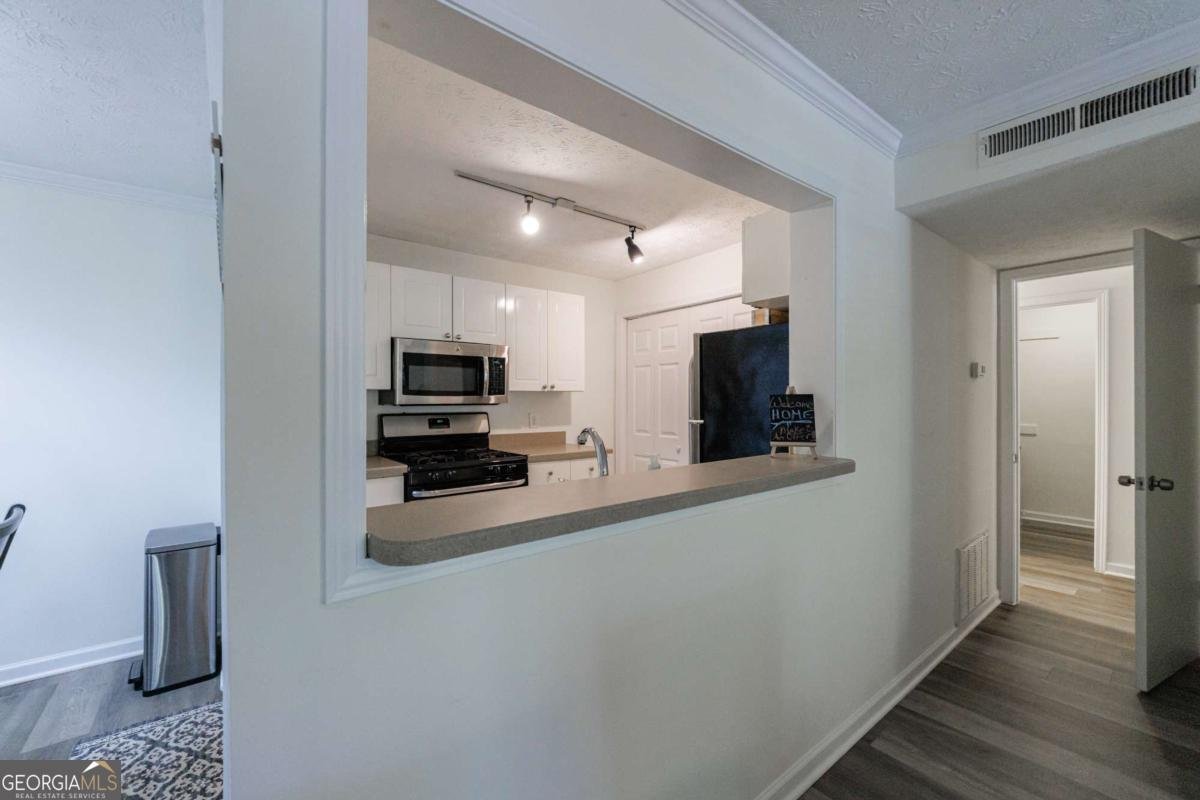 215 Summit North Drive Atlanta - Photo 8