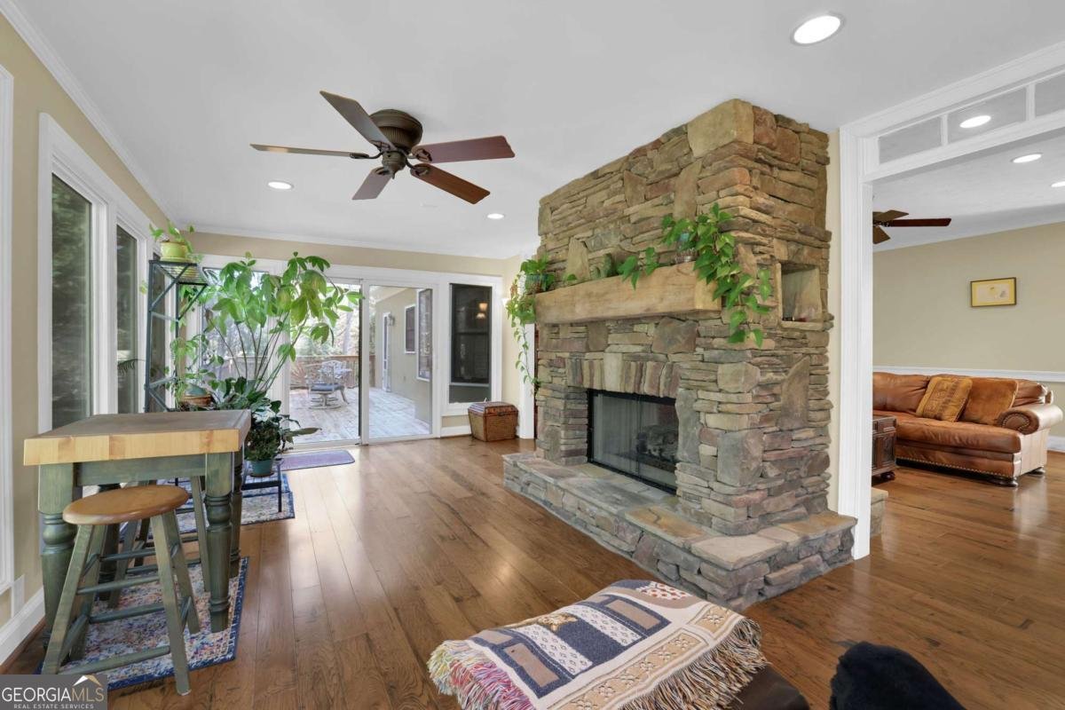 2928 Tall Pines Way Atlanta - Photo 9