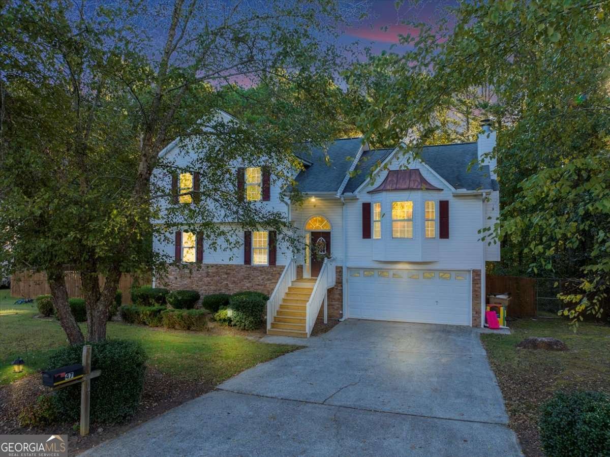 47 Wey Bridge Court White - Photo 1