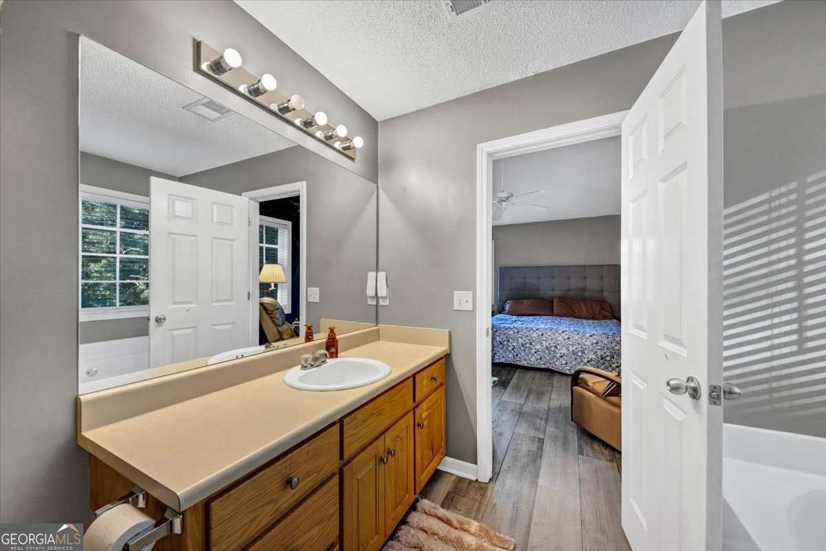 47 Wey Bridge Court White - Photo 43