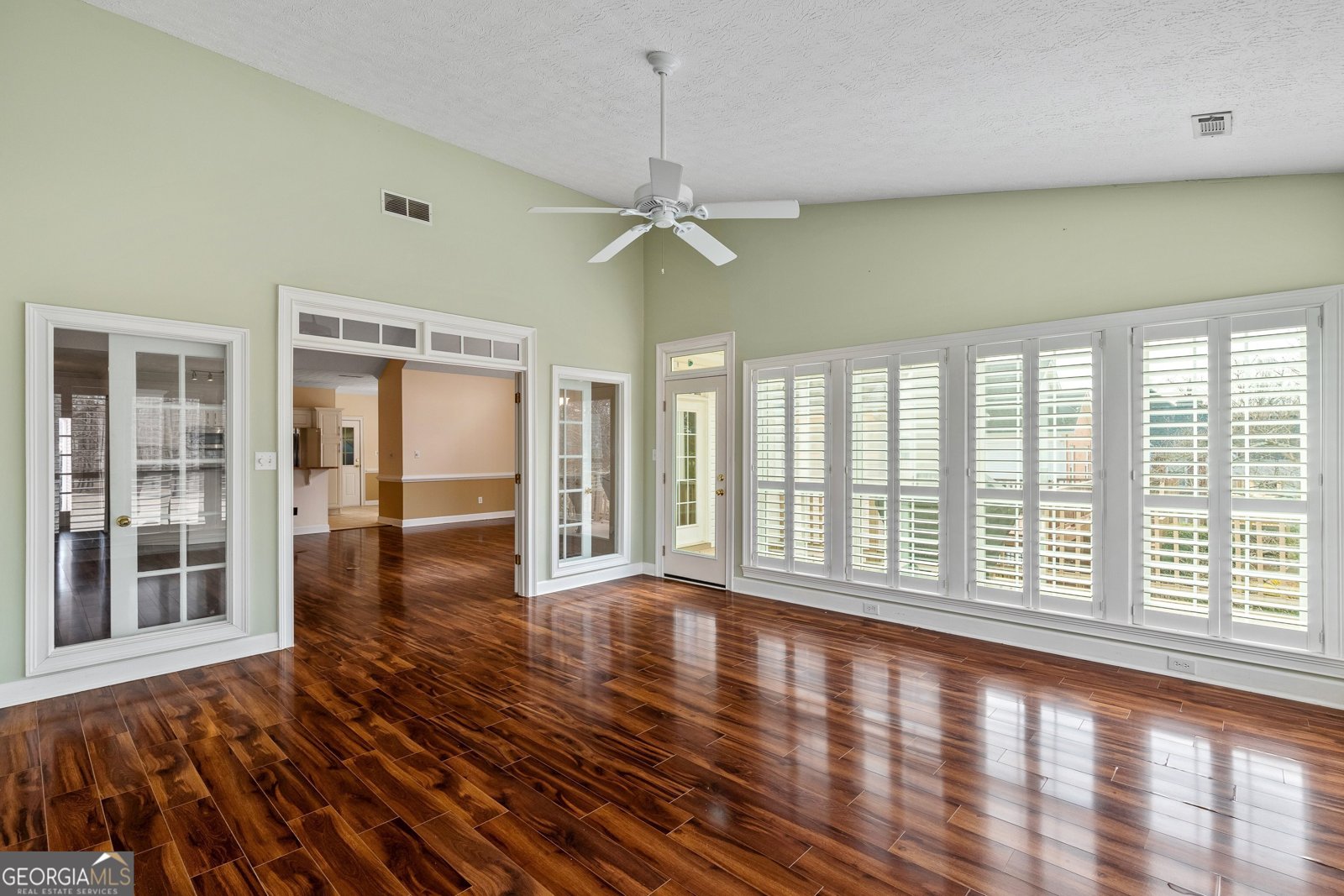 425 Fairway Court Newnan - Photo 11