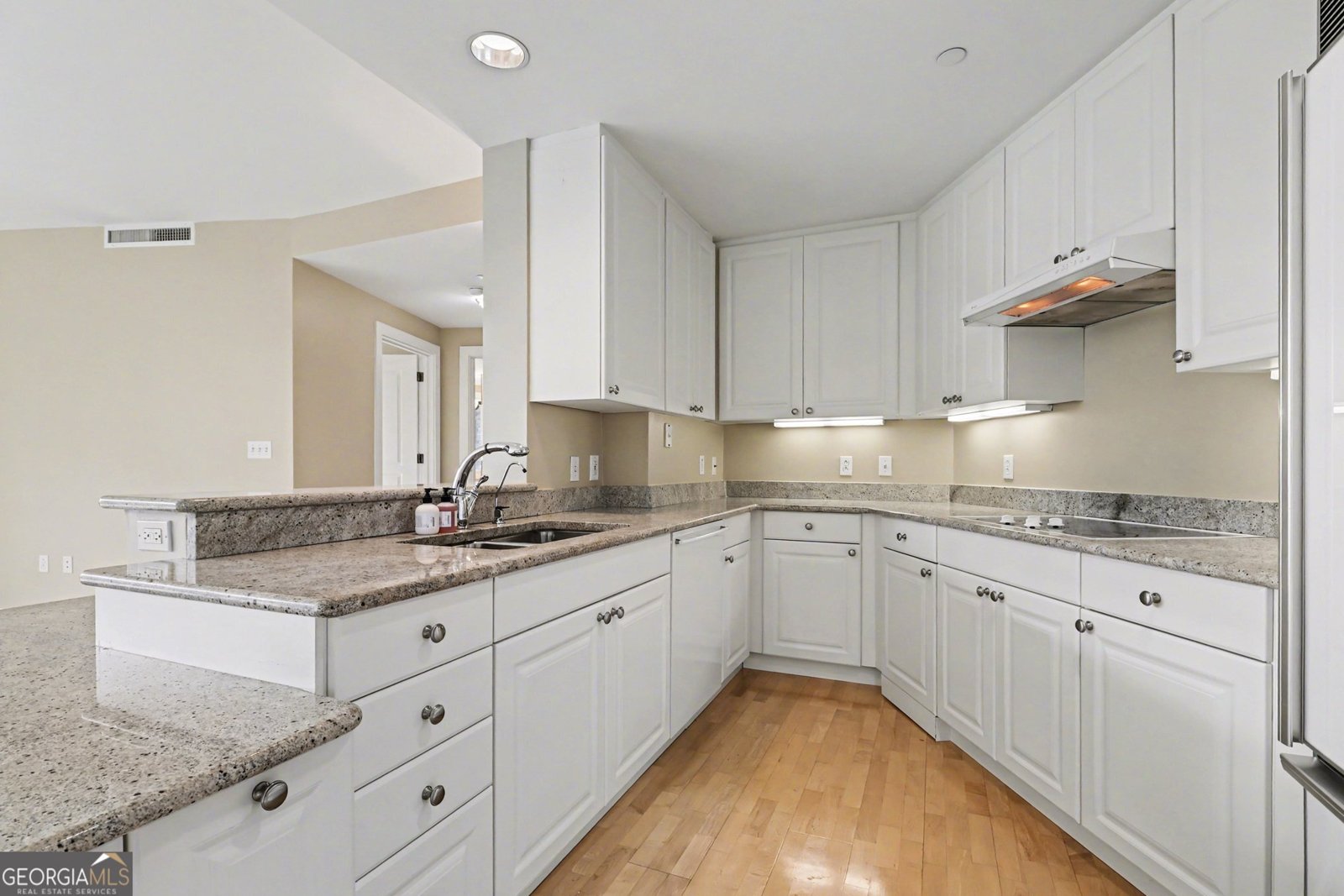 700 Park Regency Place Atlanta - Photo 12