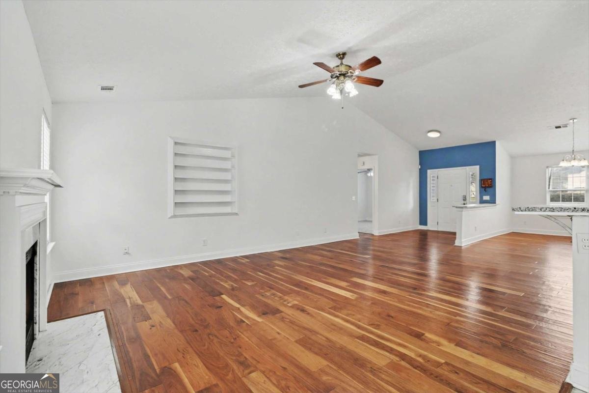 415 Crested View Drive Loganville - Photo 9