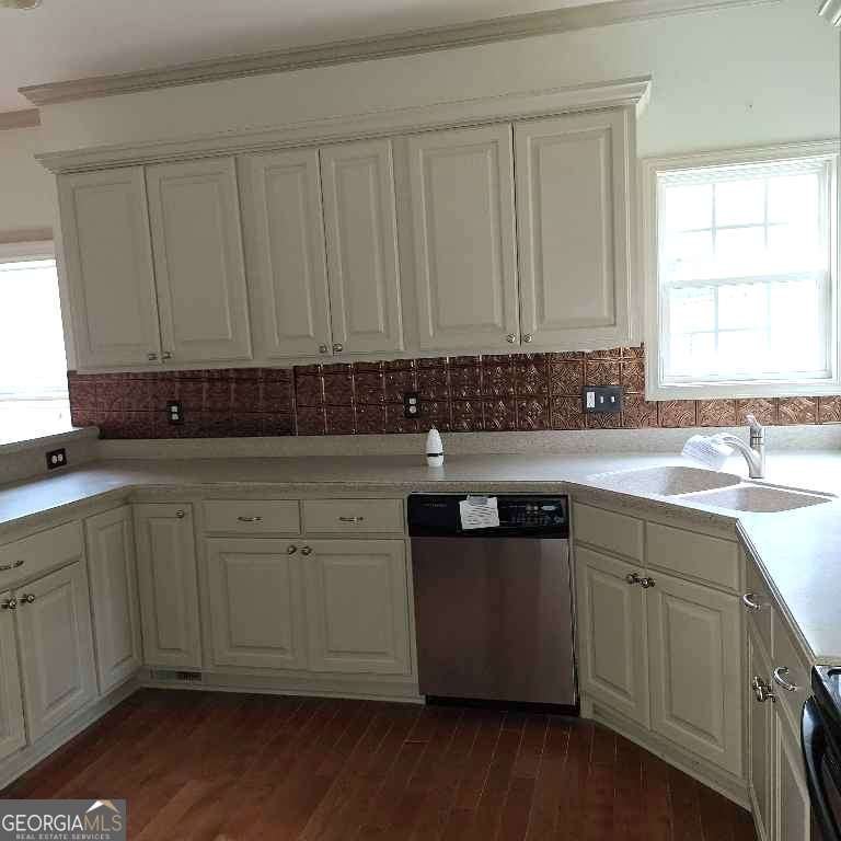 226 Hidden Falls Drive Hull - Photo 10