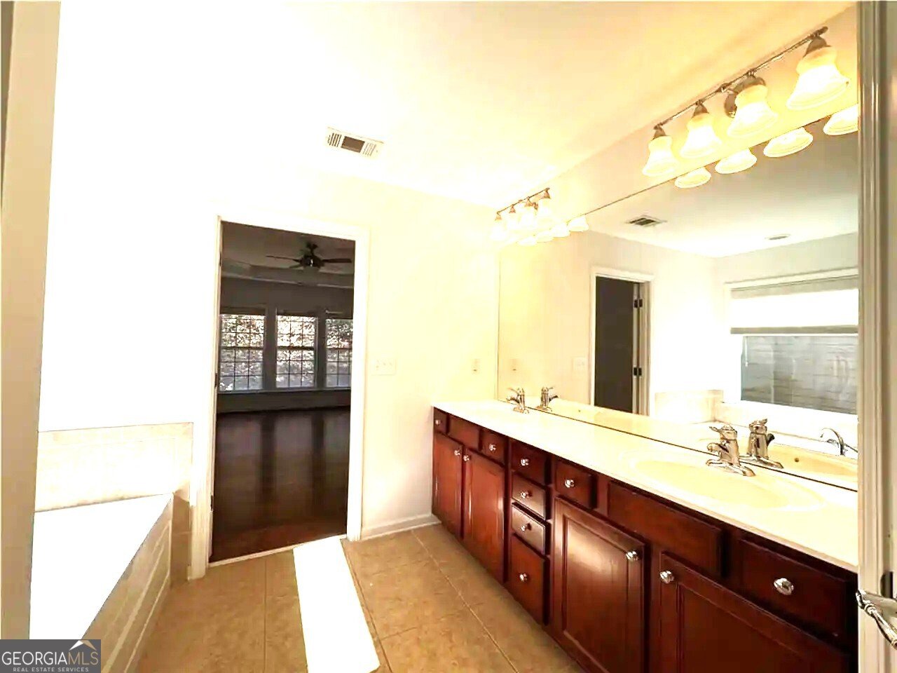 715 Earlham Suwanee - Photo 32