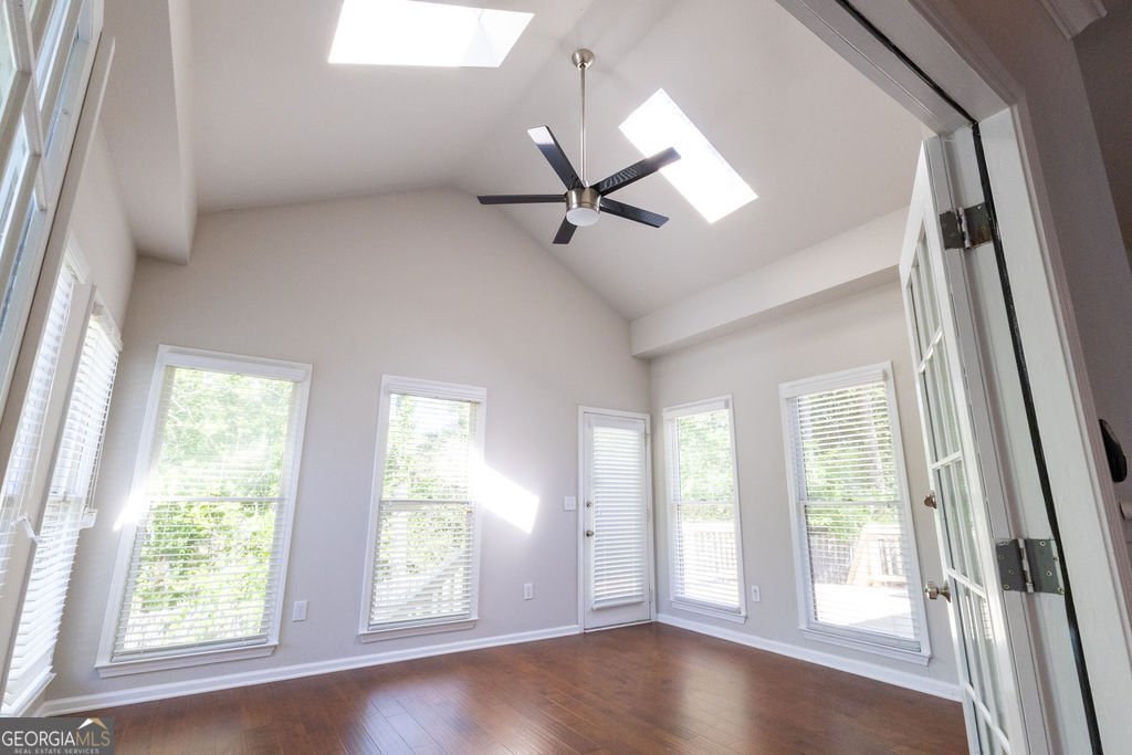 1194 Manor Crest Court Marietta - Photo 19