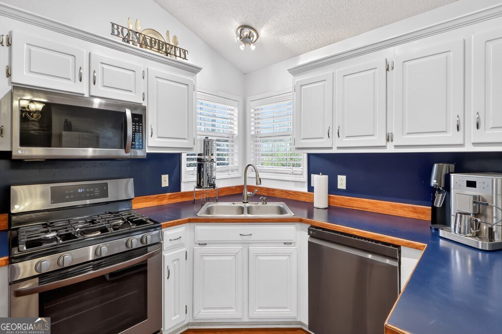 215 Sterling Drive Canton - Photo 11