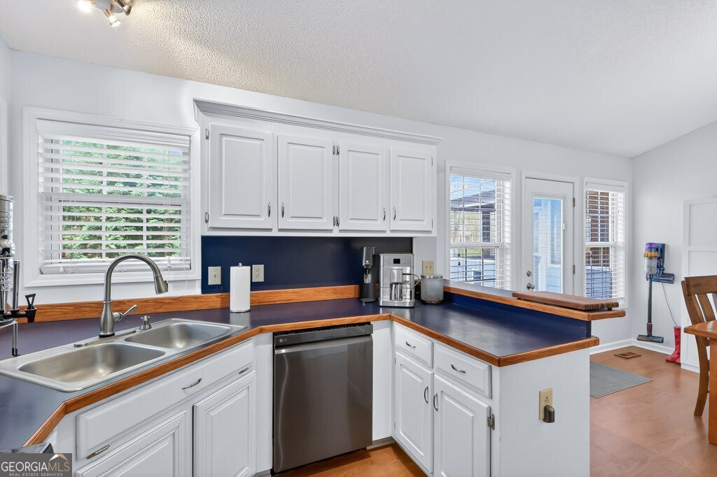 215 Sterling Drive Canton - Photo 12