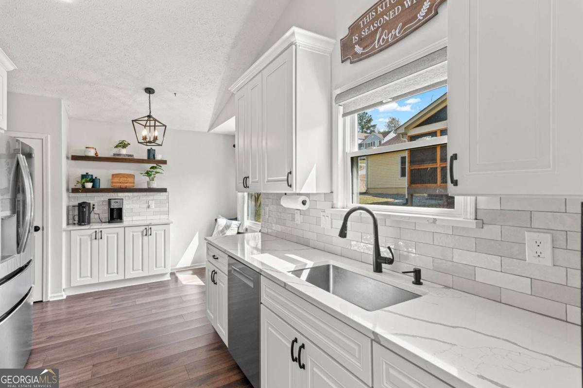 210 Magnolia Tree Court Alpharetta - Photo 17