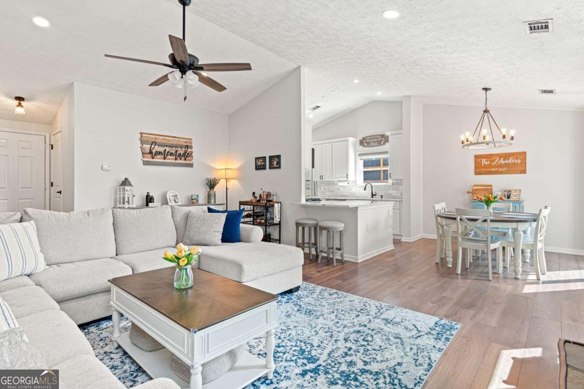 210 Magnolia Tree Court Alpharetta - Photo 7